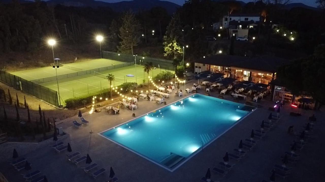 גאבוראנו Il Pelagone Hotel & Golf Resort Toscana מראה חיצוני תמונה